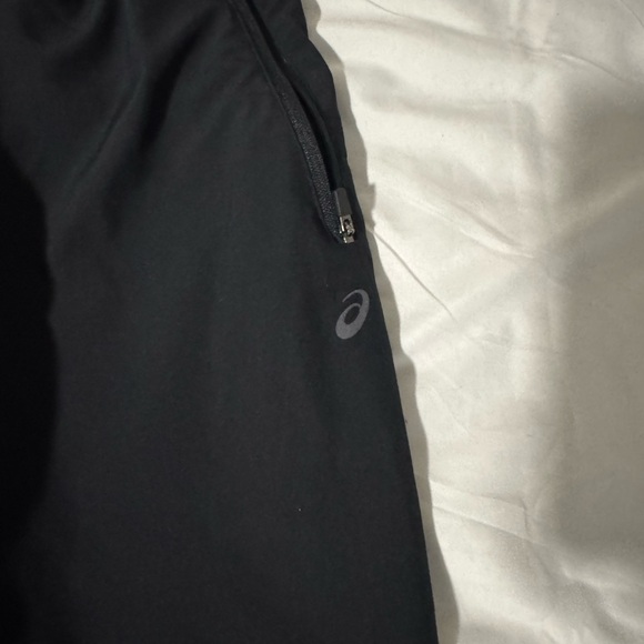 ASICS track pants - Picture 3 of 5